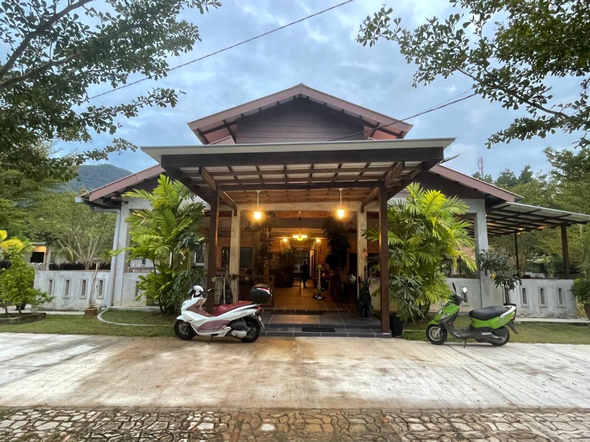 Pangkor Nature View House Pekan Pangkor Dış mekan fotoğraf